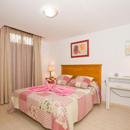 Villa Madnis (Adults Only) Padul Екстер'єр фото